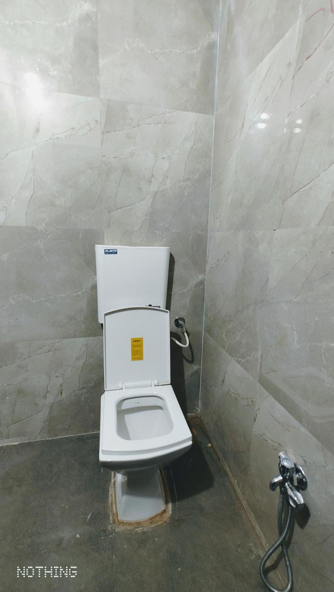 Отель Aadishkti Bhakt Nivas Tuljapur Экстерьер фото